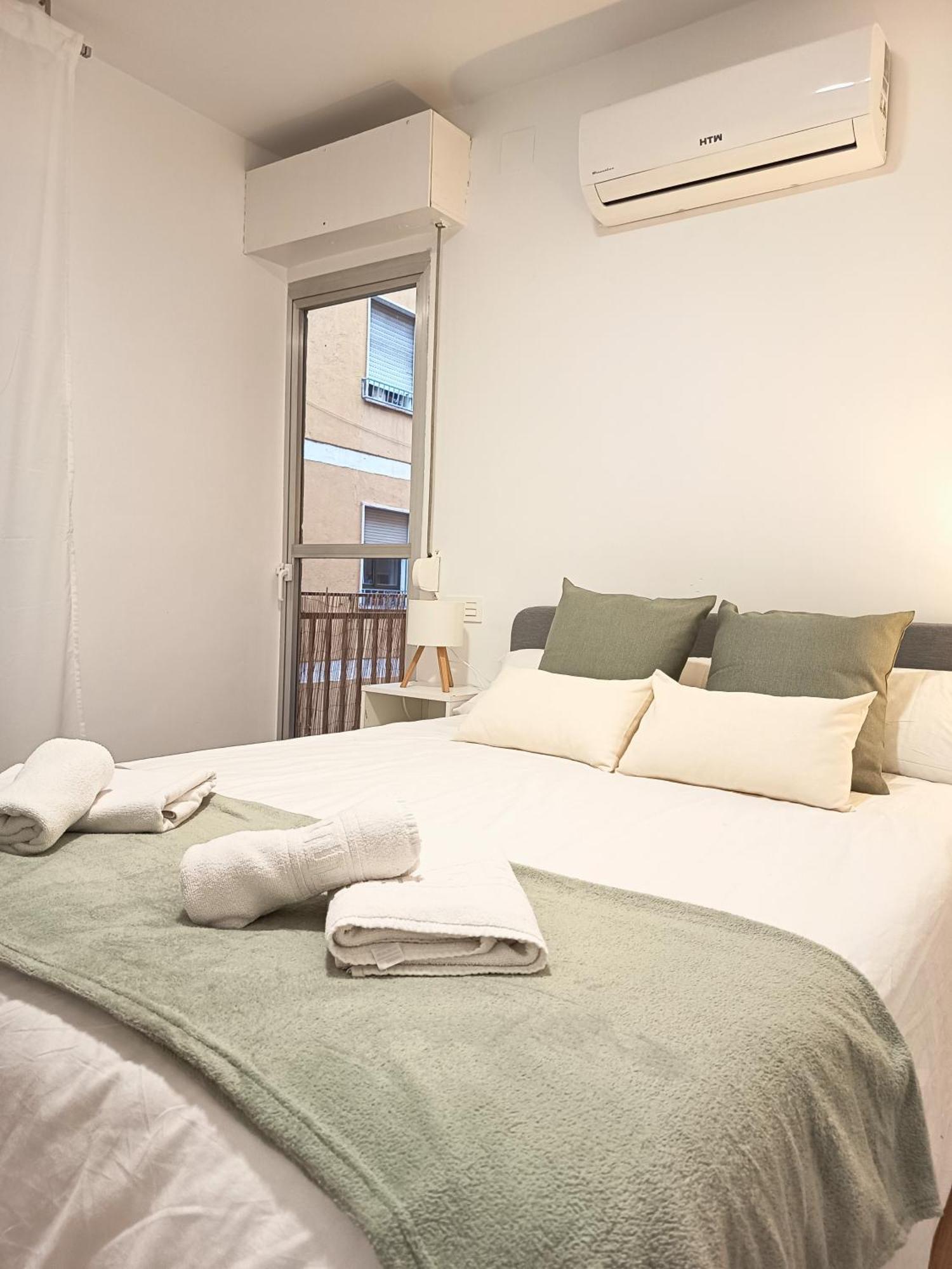 Modern Plaza De Toros Apartment With Free Parking Granada Exterior photo