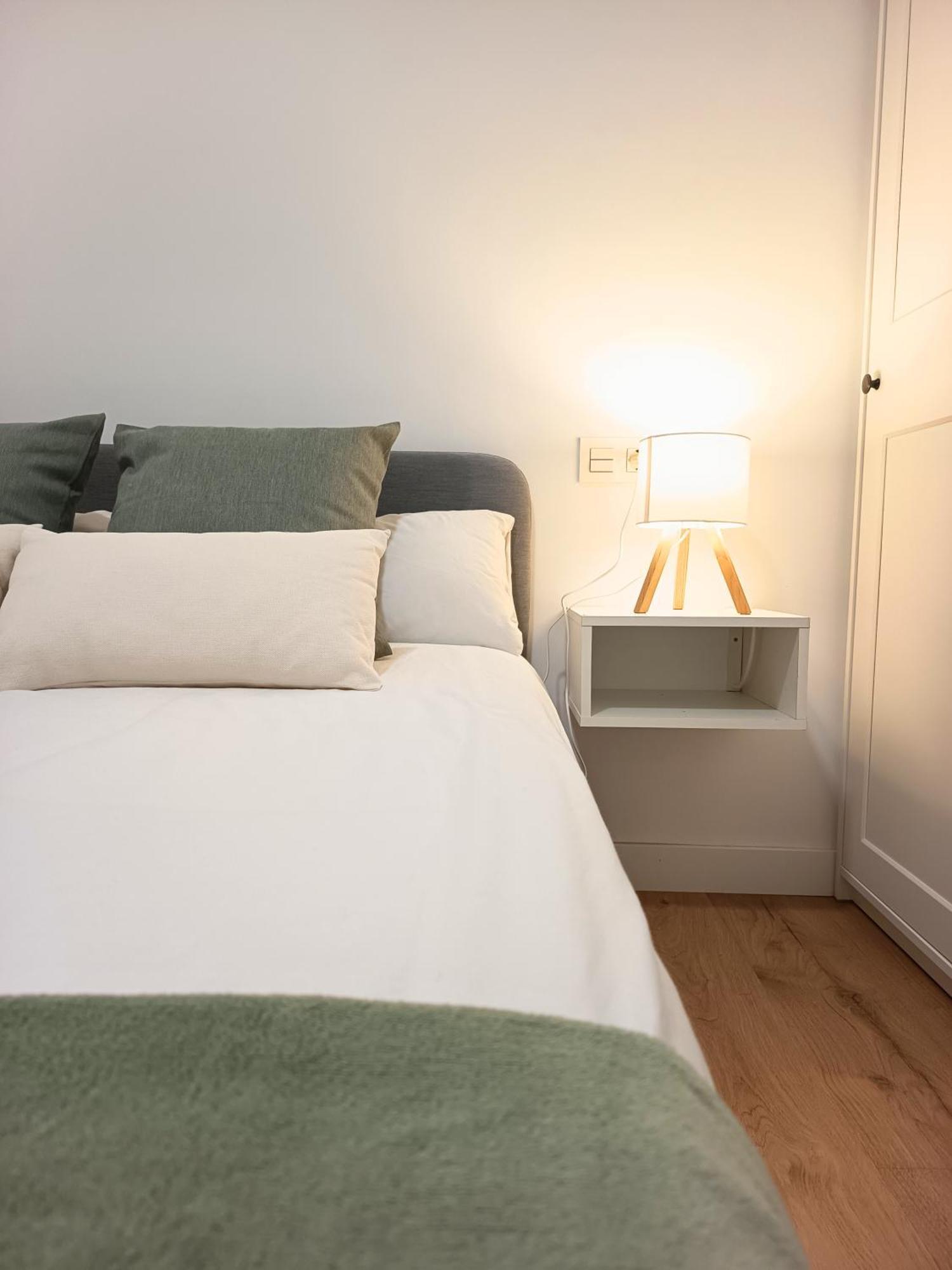Modern Plaza De Toros Apartment With Free Parking Granada Exterior photo